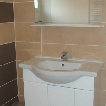 Maison Independante En Lisiere De Garrigue بيت للعطل